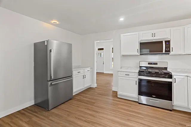 $165,000 | 709 North Walnut Street, Hartford City, IN 47348