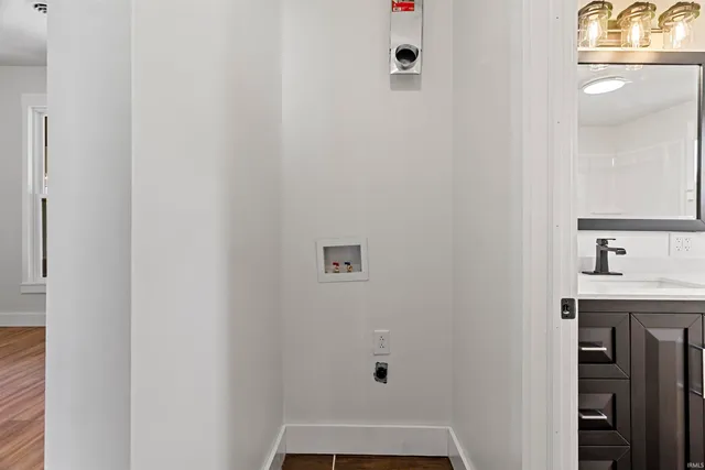 $165,000 | 709 North Walnut Street, Hartford City, IN 47348