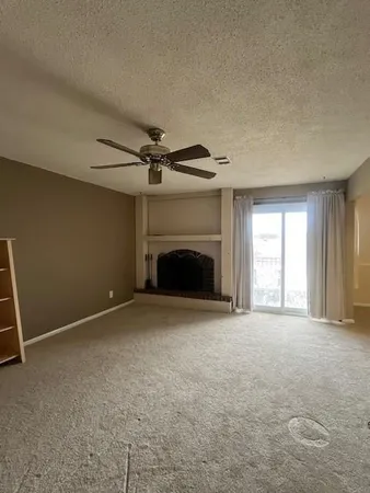 $172,000 | 9624 Perry Lane, Unit E, Overland Park, KS 66212
