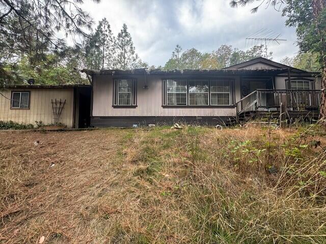 171 Earhart Road Rogue River, OR 97537 - Photo 1 of 4 9