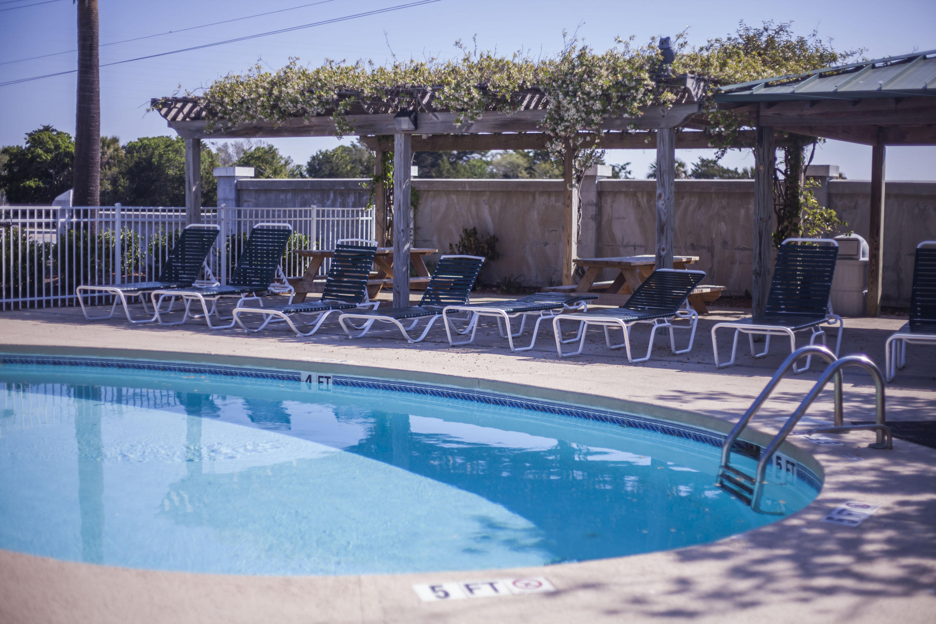 2393 Folly Road, Unit 2R Folly Beach, SC 29439 - Photo 3 of 40 2393 Folly Rd, 2-R - Denise - Pd-0083