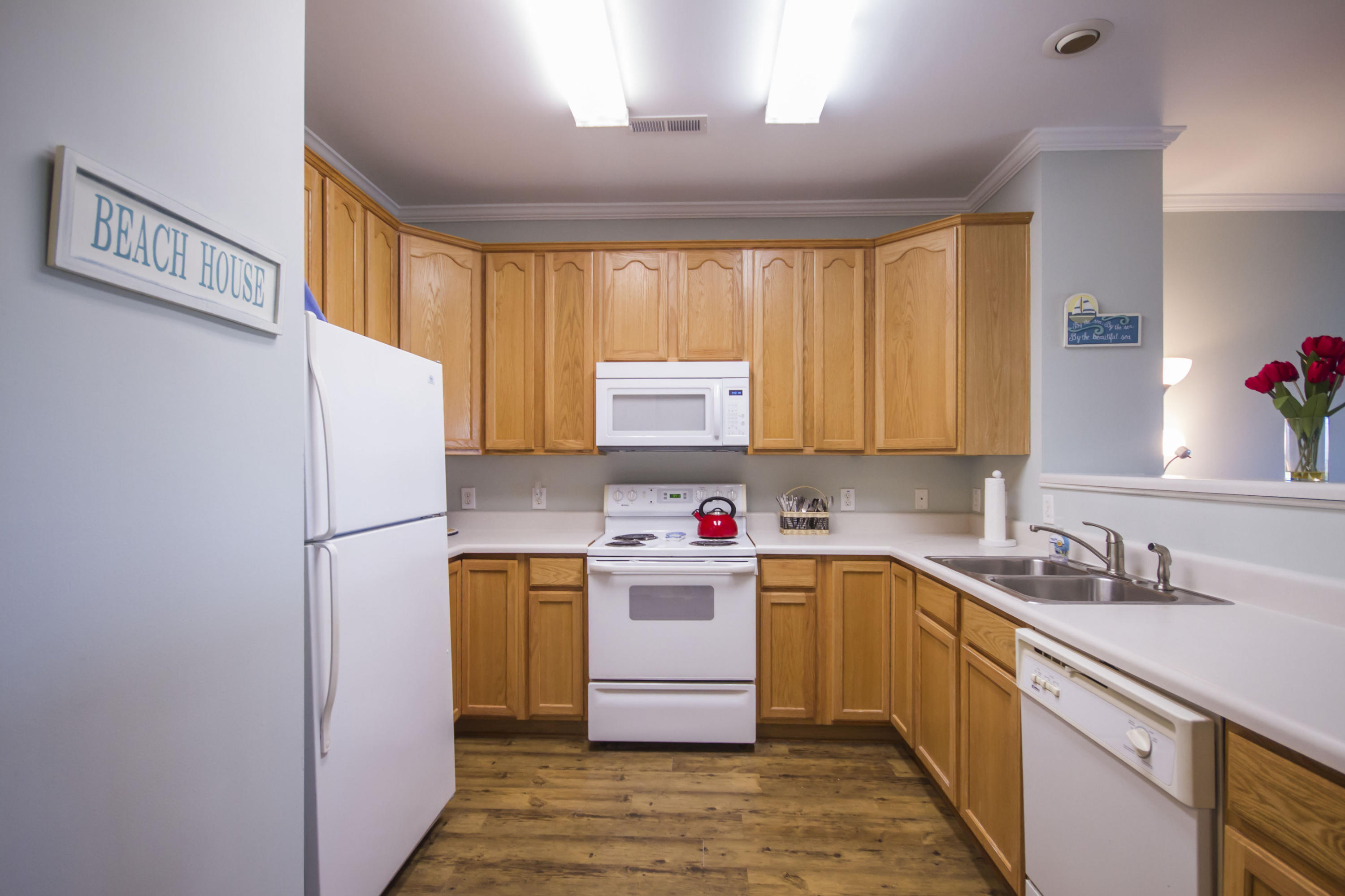 2393 Folly Road, Unit 2R Folly Beach, SC 29439 - Photo 21 of 40 2393 Folly Rd, 2-R - Denise - Pd-0066