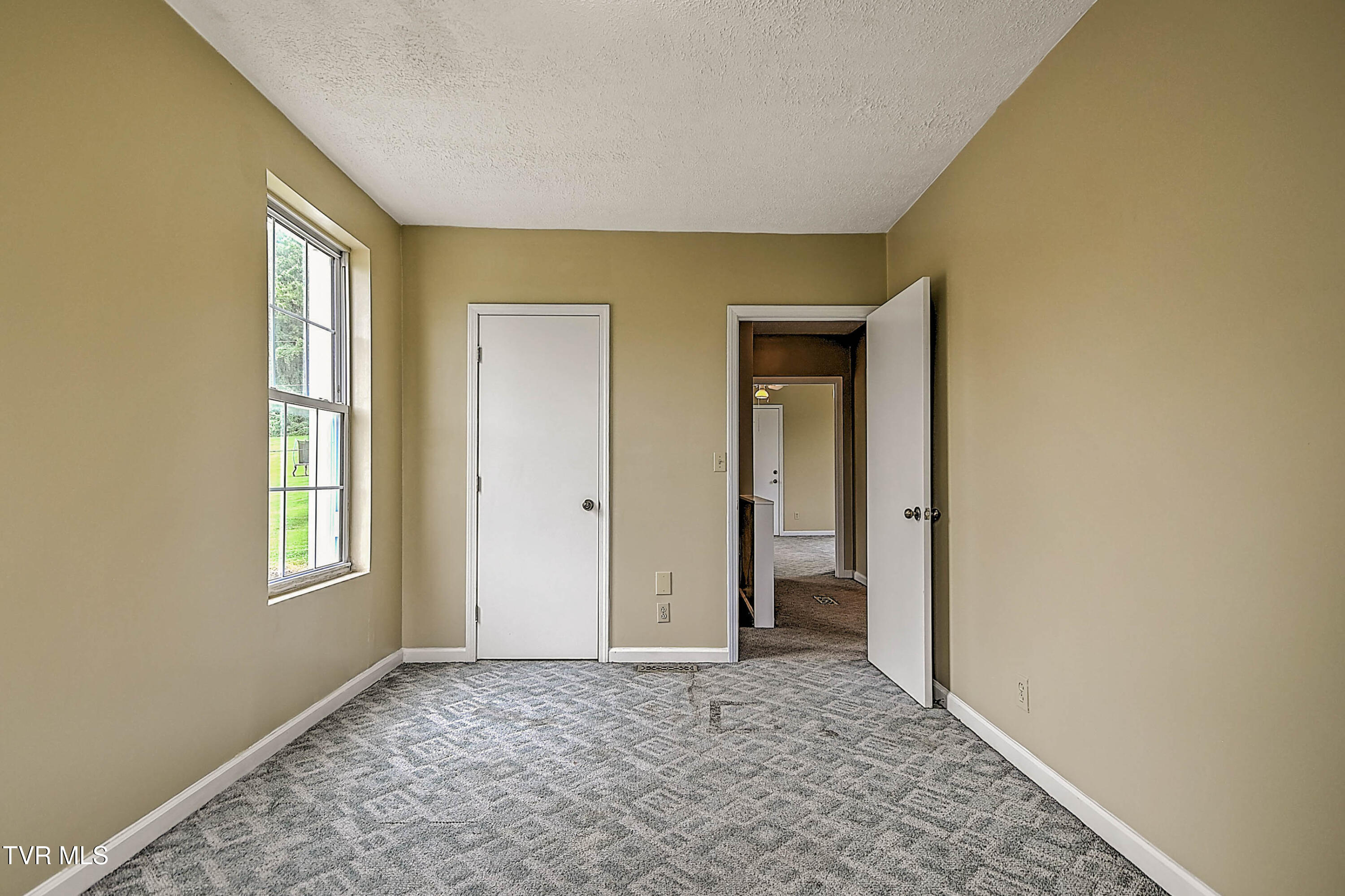 284 Railroad Avenue Duffield, VA 24244 - Photo 27 of 67 284 Railroad Ave DK-23