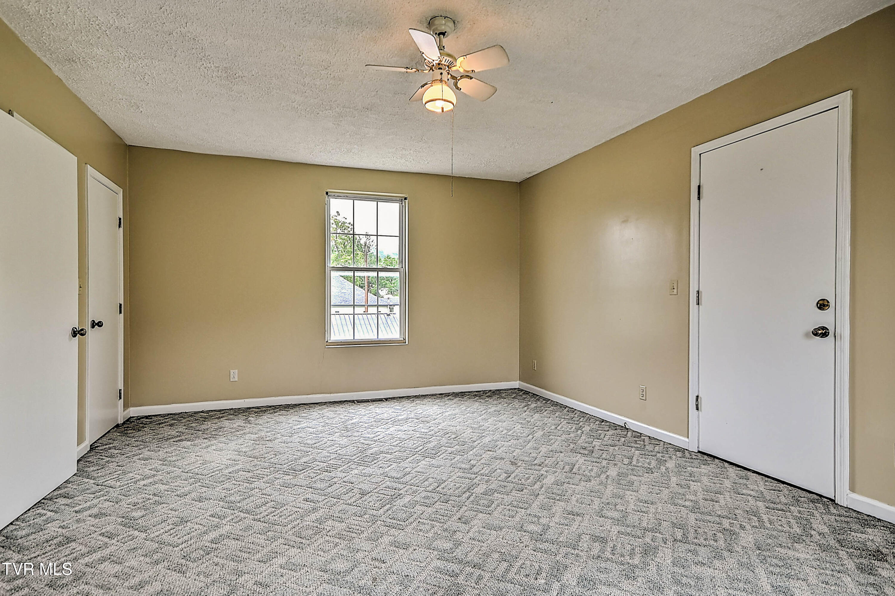 284 Railroad Avenue Duffield, VA 24244 - Photo 34 of 67 284 Railroad Ave DK-29