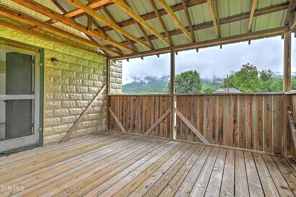 $169,000 | 284 Railroad Avenue, Duffield, VA 24244