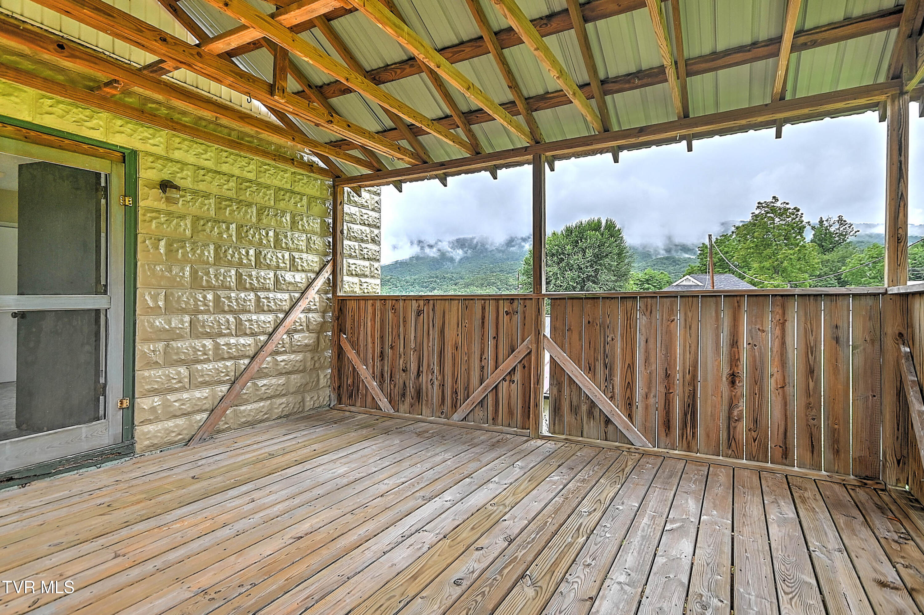 284 Railroad Avenue Duffield, VA 24244 - Photo 40 of 67 284 Railroad Ave DK-34