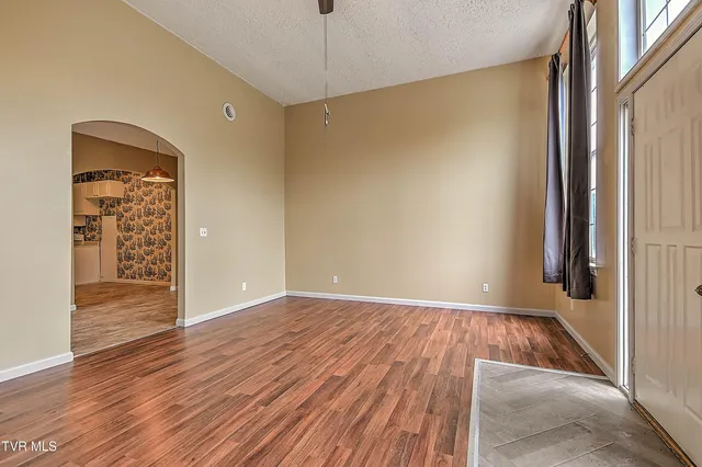 $175,000 | 284 Railroad Avenue, Duffield, VA 24244