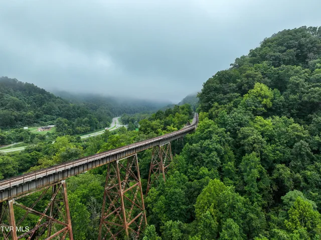 $175,000 | 284 Railroad Avenue, Duffield, VA 24244