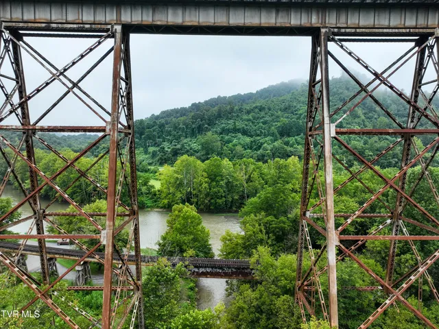 $175,000 | 284 Railroad Avenue, Duffield, VA 24244