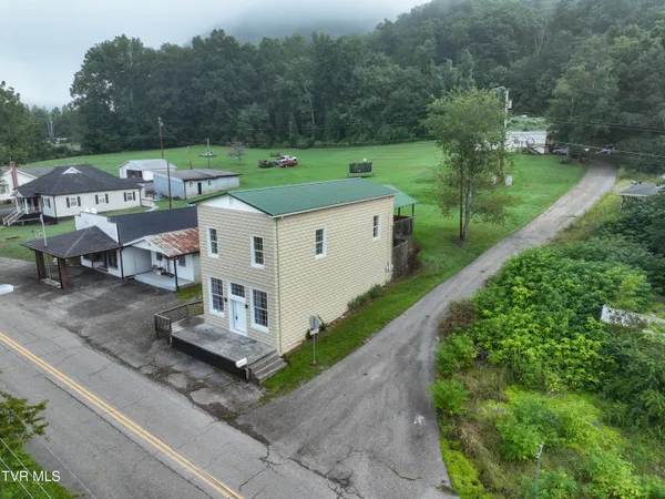 $169,000 | 284 Railroad Avenue, Duffield, VA 24244
