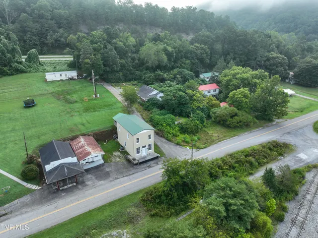 $175,000 | 284 Railroad Avenue, Duffield, VA 24244