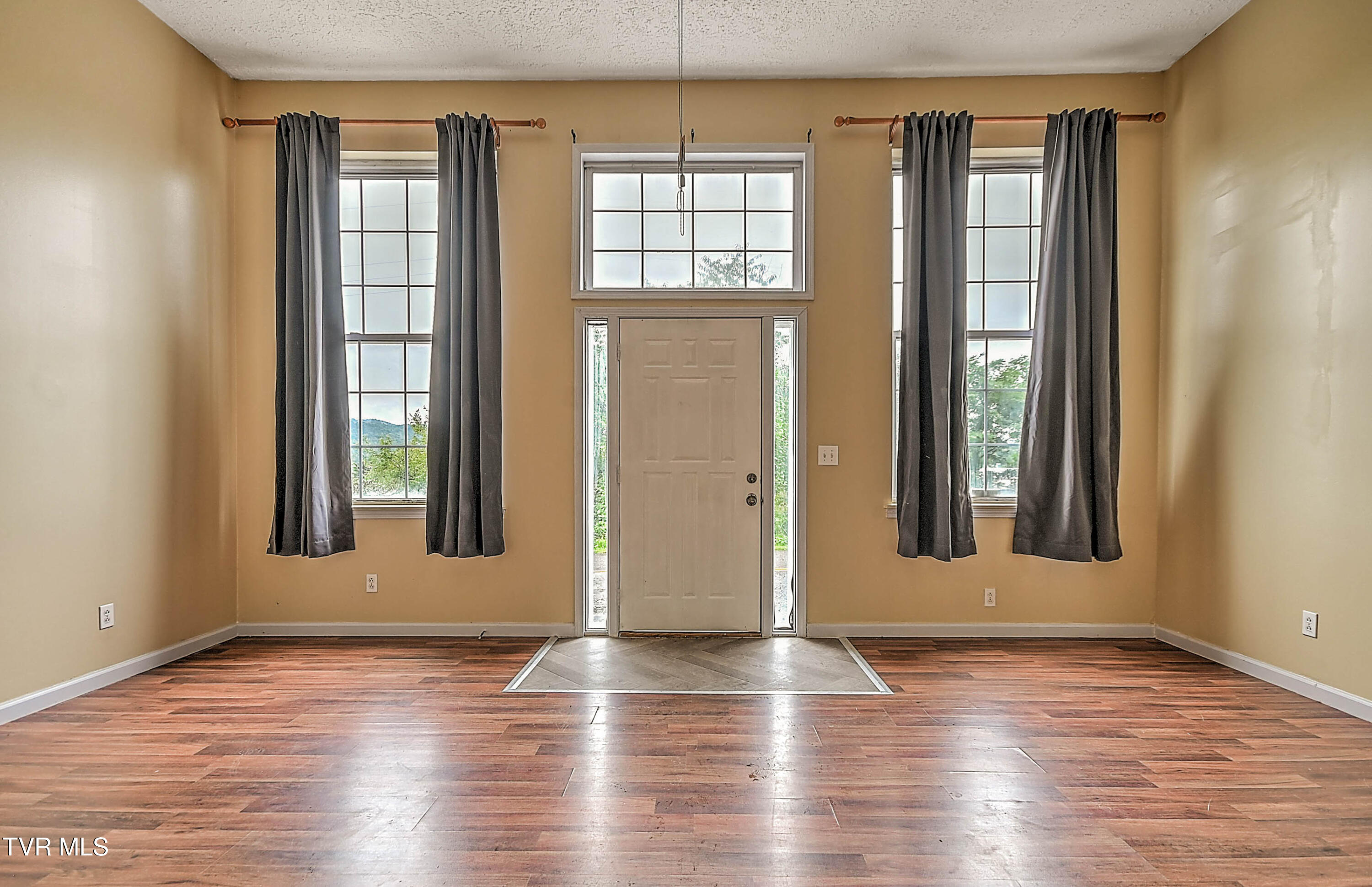 284 Railroad Avenue Duffield, VA 24244 - Photo 9 of 67 284 Railroad Ave DK-7