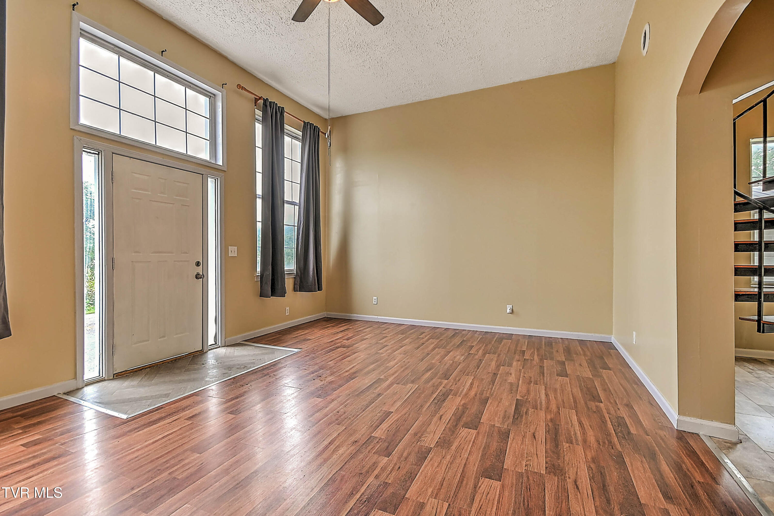 284 Railroad Avenue Duffield, VA 24244 - Photo 10 of 67 284 Railroad Ave DK-8