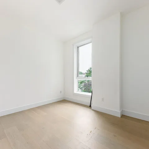 $499,000 | 2222 Ocean Avenue, Unit 2G | Homecrest