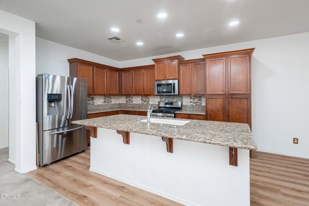 10909 Rainwater Lane Bakersfield, CA 93306 - Photo 12 of 40 13