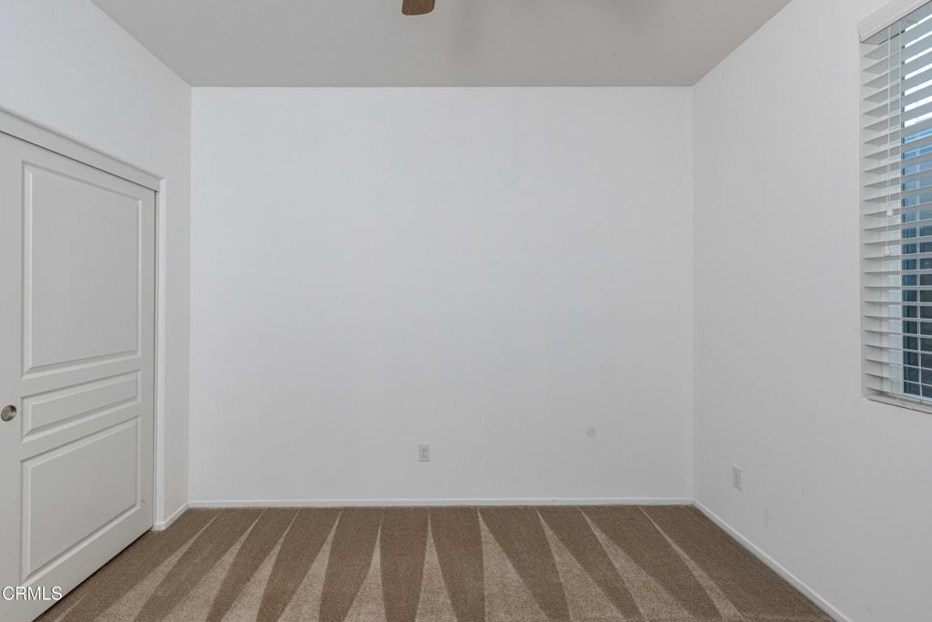 10909 Rainwater Lane Bakersfield, CA 93306 - Photo 28 of 40 18