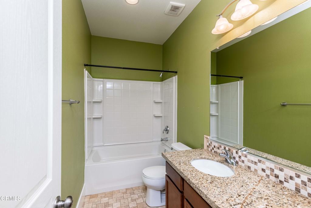 10909 Rainwater Lane Bakersfield, CA 93306 - Photo 29 of 40 16