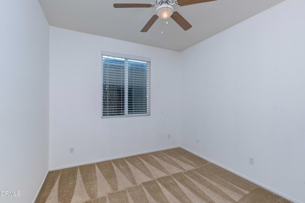 10909 Rainwater Lane Bakersfield, CA 93306 - Photo 30 of 40 19