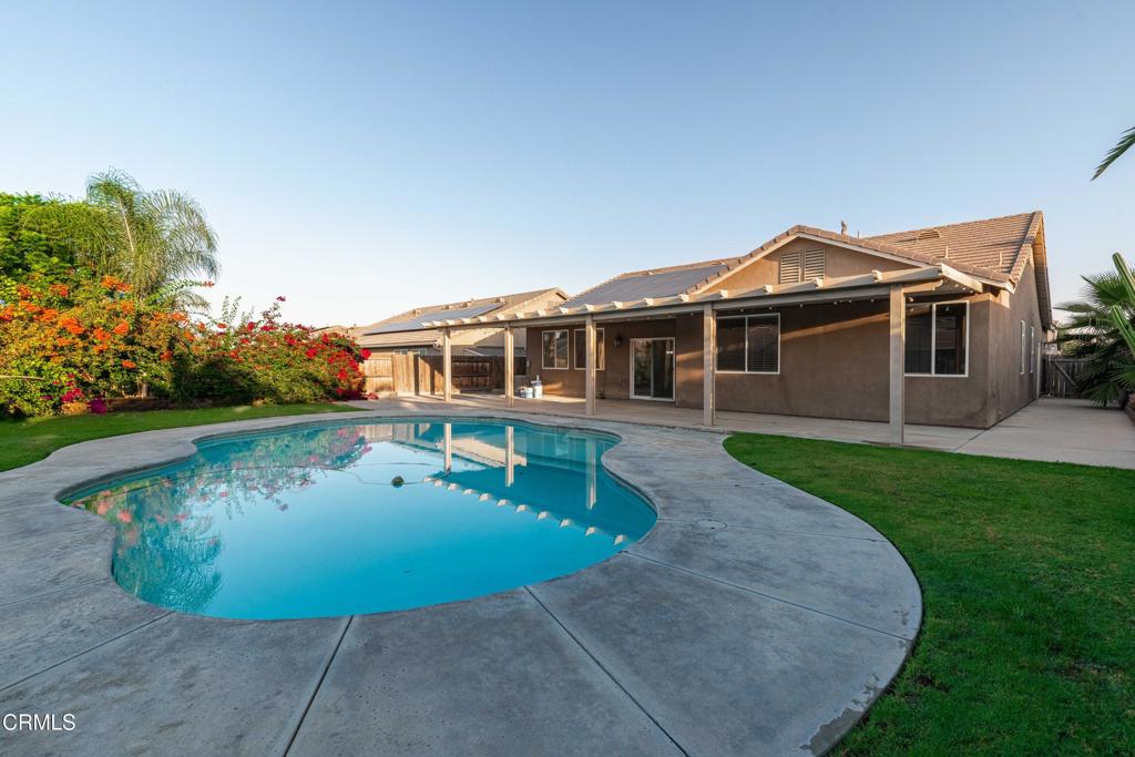 10909 Rainwater Lane Bakersfield, CA 93306 - Photo 3 of 40 31