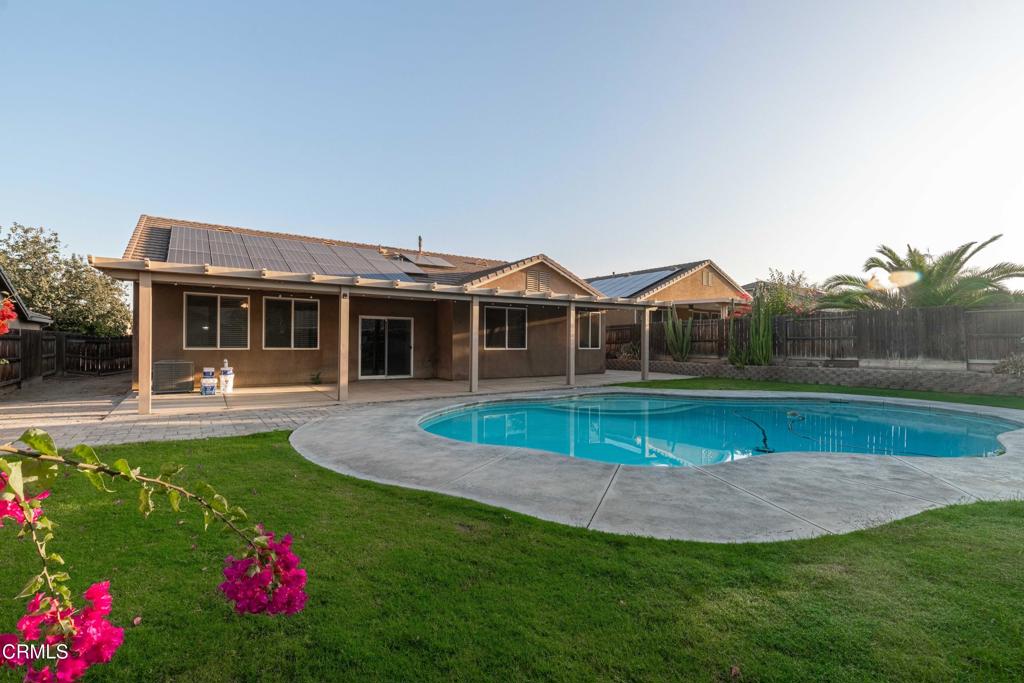 10909 Rainwater Lane Bakersfield, CA 93306 - Photo 36 of 40 30