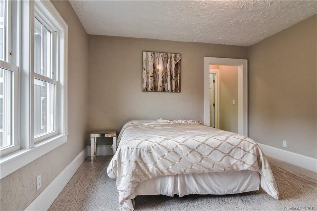 752 Fairview Road, Unit 22 Asheville, NC 28803 - Photo 17 of 25 Gallery Image 17