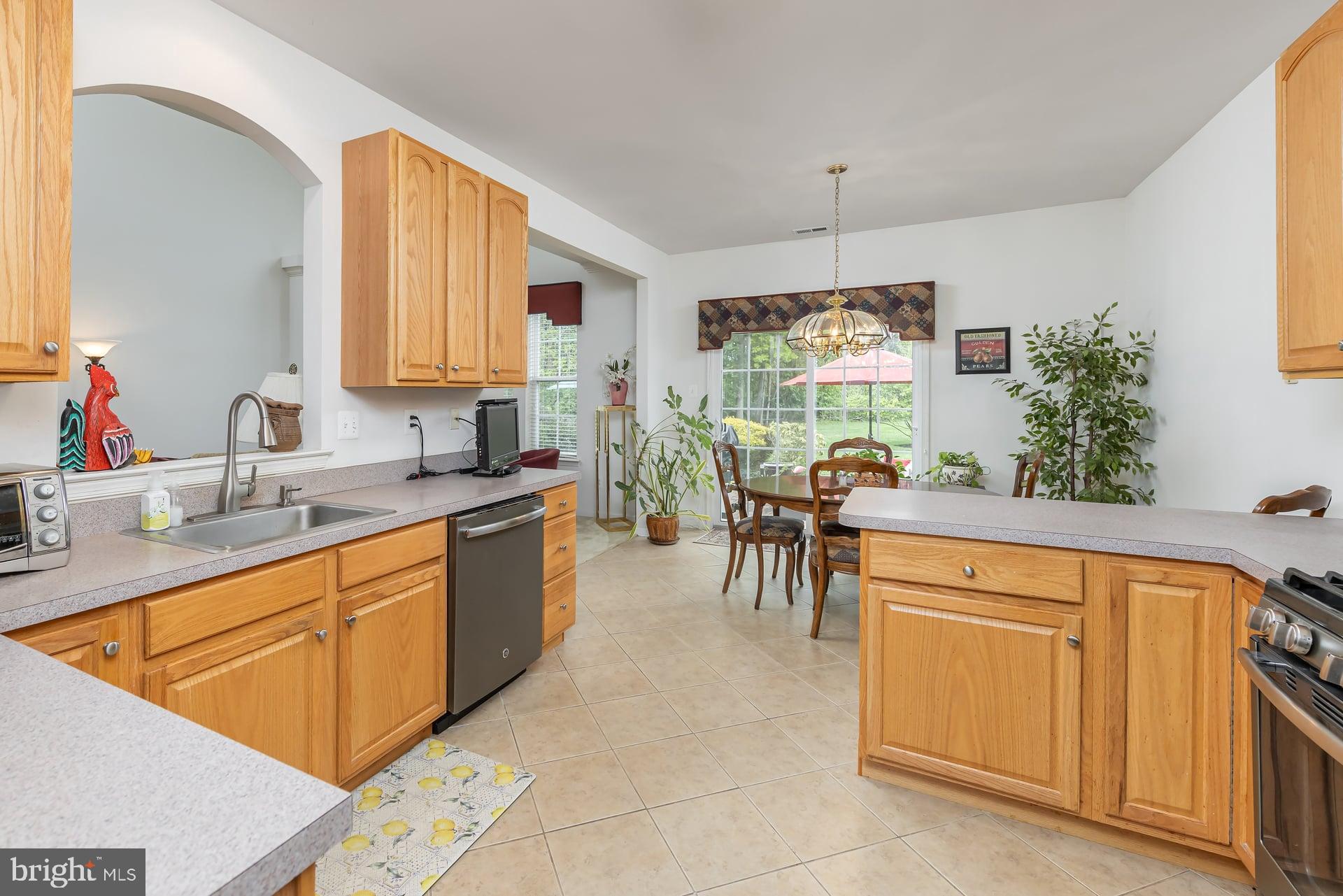 44 Wimbledon Way Marlton, NJ 08053 - Photo 11 of 23