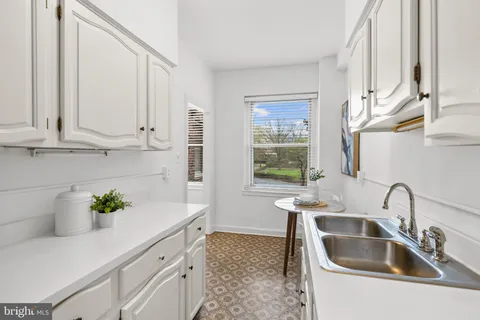 $469,000 | 3601 Connecticut Avenue Northwest, Unit 107, Washington, DC 20008