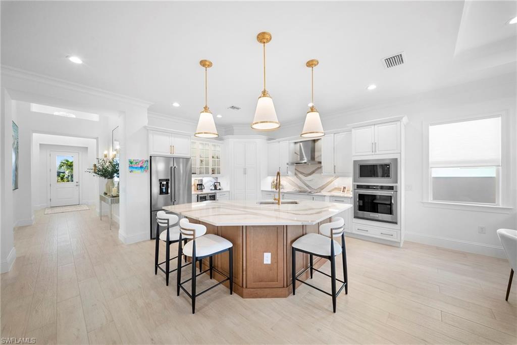 8923 Gustavia Court Naples, FL 34113 - Photo 22 of 50