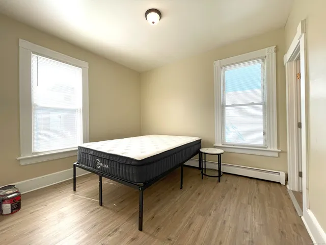 $1,975 | 196 Blatchley Avenue, Unit 2, New Haven, CT 06513