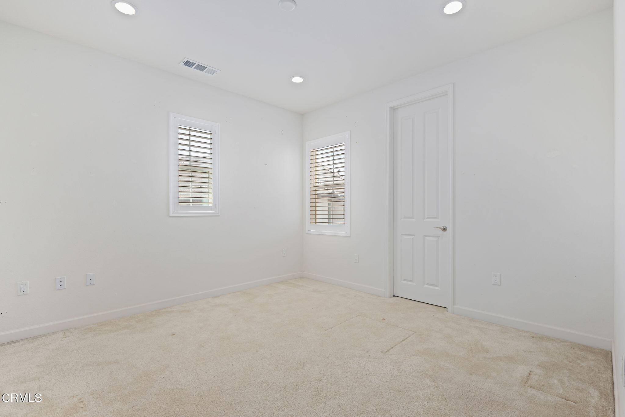 2355 Nicklaus Street Oxnard, CA 93036 - Photo 23 of 46 20 - Bedroom 2 (2)