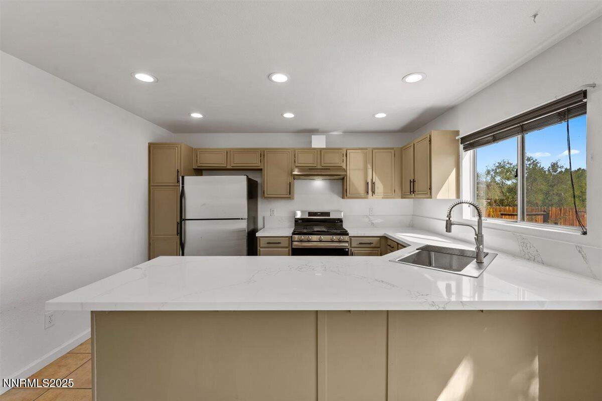 1592 Reno View Drive Reno, NV 89523 - Photo 9 of 42 13-1592 Reno View Drive Reno NV 89523 (1