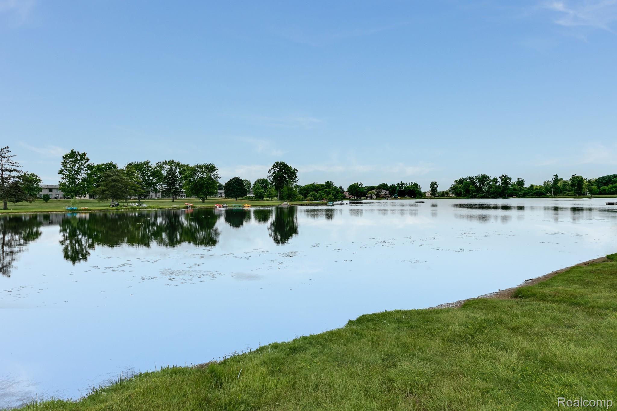 26945 Milford Road, Unit 7 New Hudson, MI 48165 - Photo 26 of 31 IMG_0001A (46).jpg
