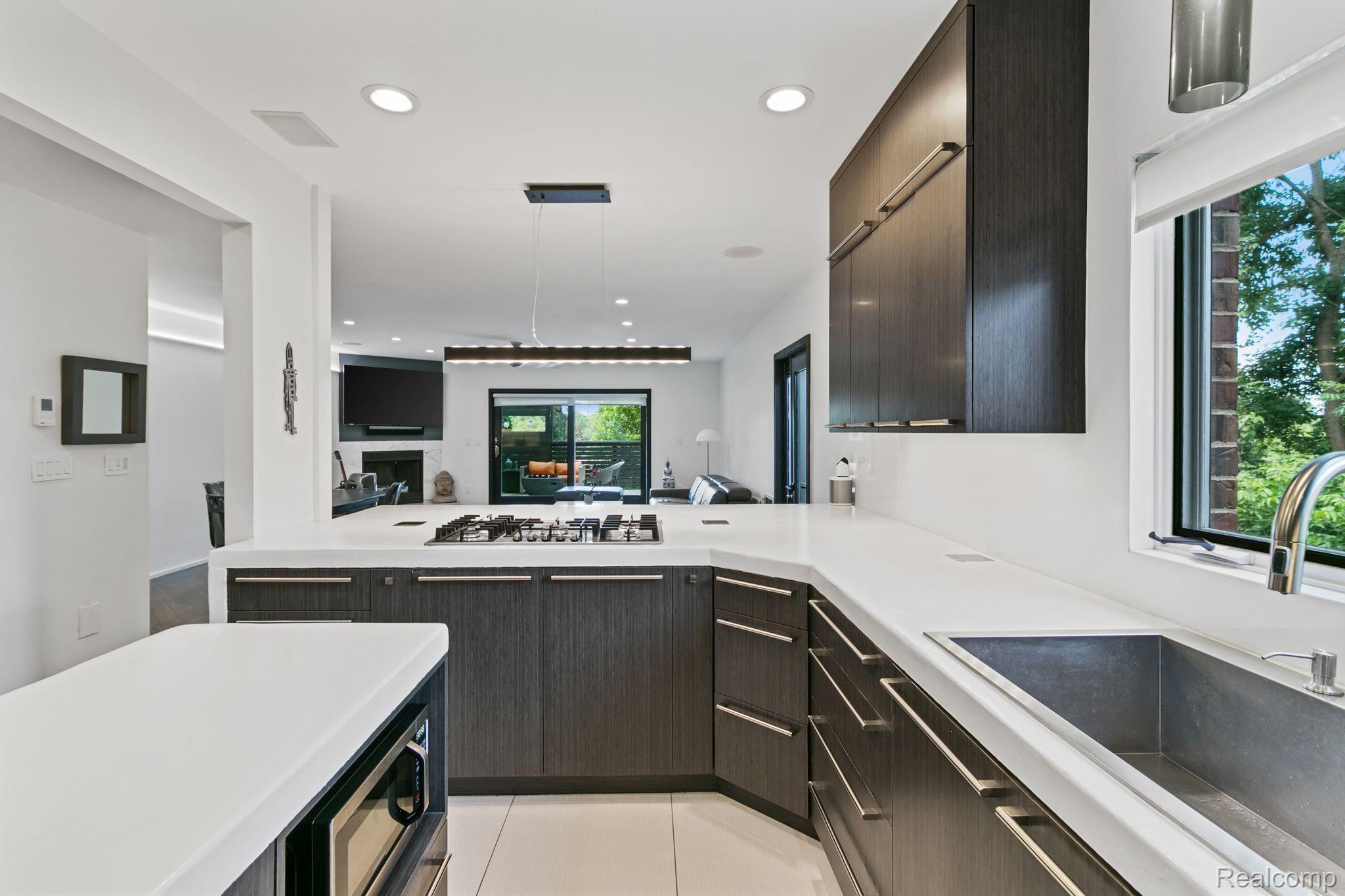 500 Southfield Road Birmingham, MI 48009 - Photo 10 of 33 Gallery Image 10