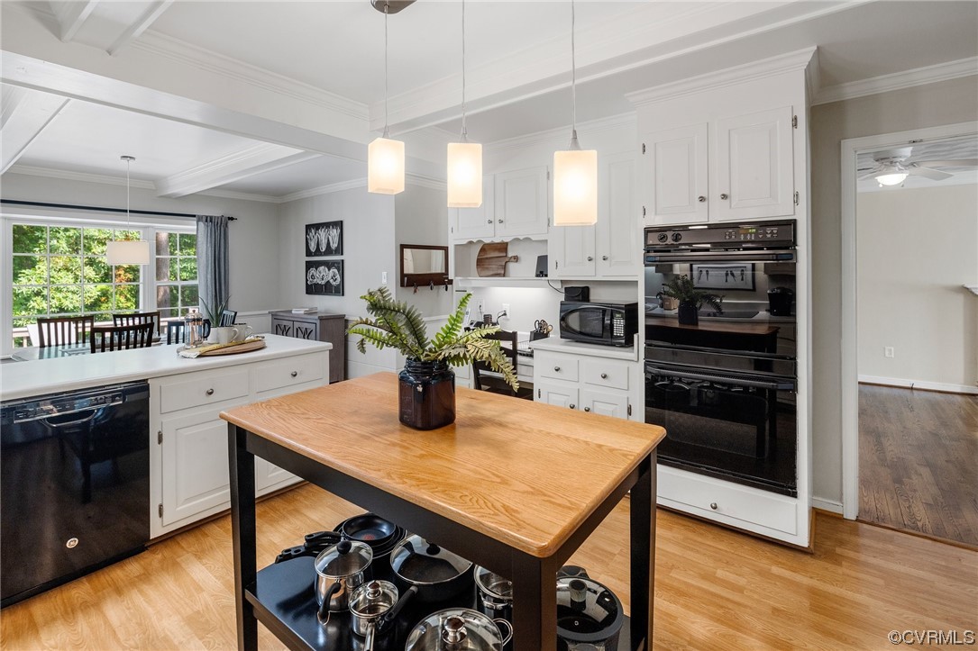 1513 Willingham Road Henrico, VA 23238 - Photo 13 of 40 a kitchen with stainless steel appliances granite countertop a stove refrigerator and a sink