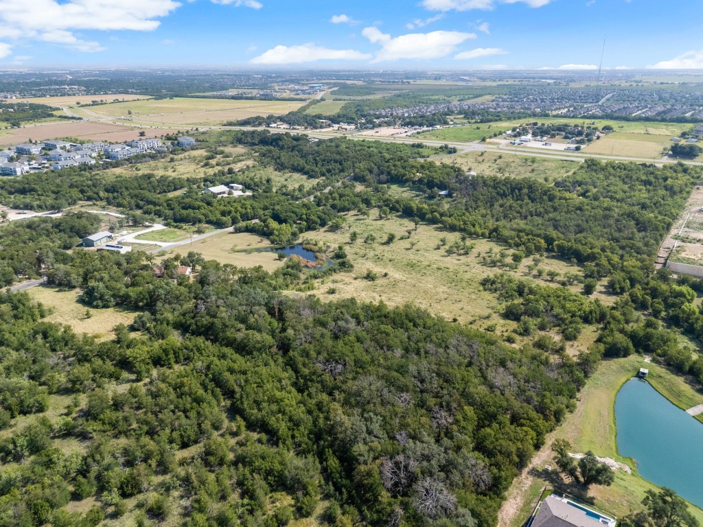 333 County Road 166 Georgetown, TX 78626 - Photo 31 of 36 a view of city and ocean
