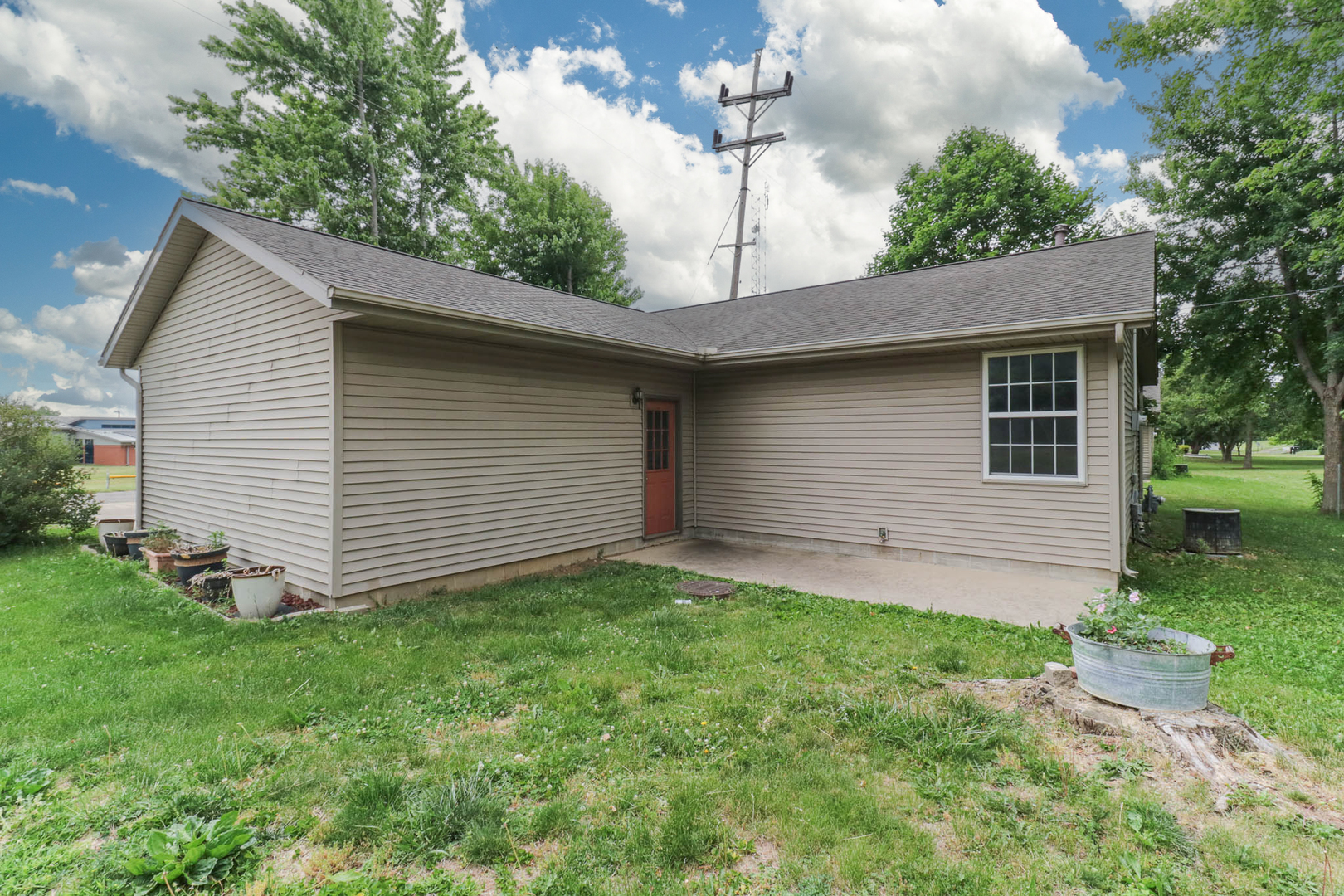 101 South State Street Danvers, IL 61732 - Photo 31 of 39
