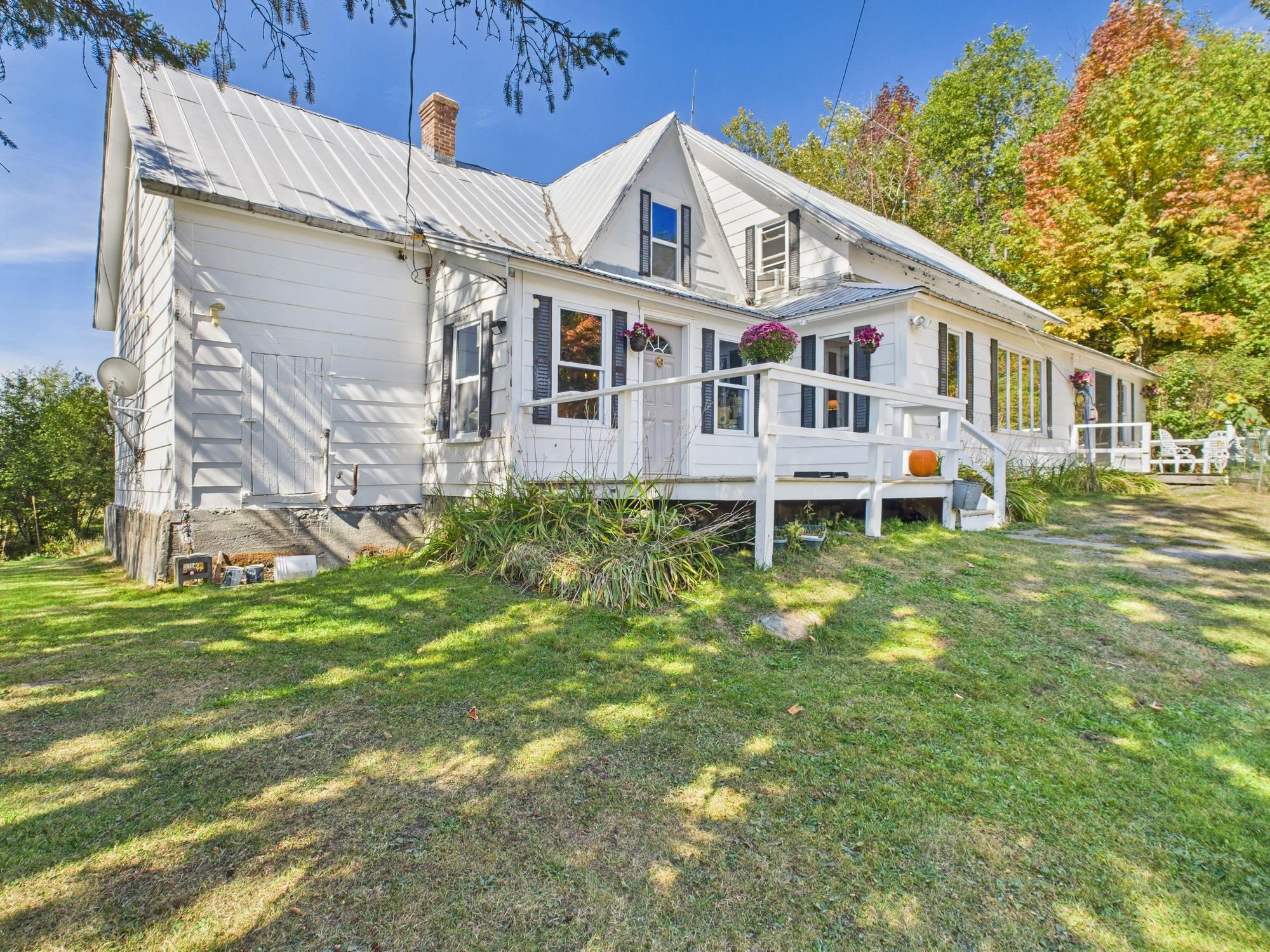 126 Gray Road Columbia, NH 03576 - Photo 4 of 57