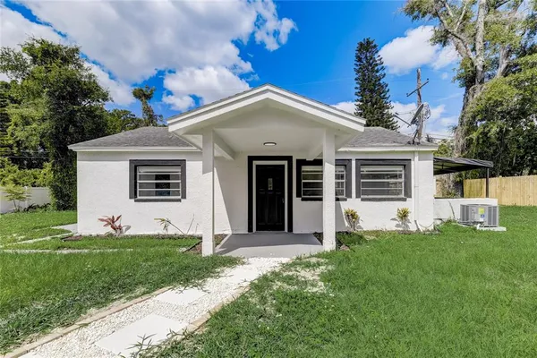 $2,800 | 2600 South Crystal Lake Drive, Orlando, FL 32806