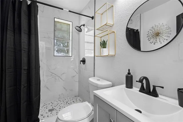 $2,600 | 2600 South Crystal Lake Drive, Orlando, FL 32806