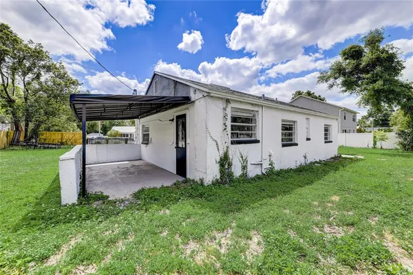 $2,800 | 2600 South Crystal Lake Drive, Orlando, FL 32806