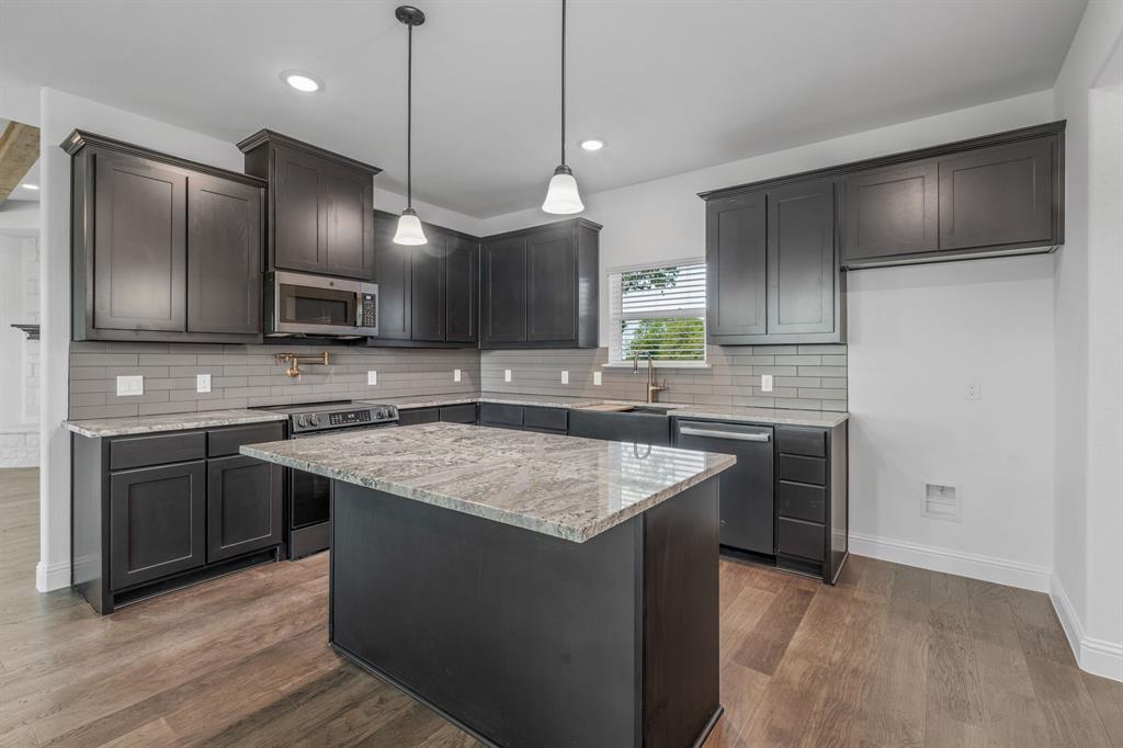 3821 Pine Road Poolville, TX 76487 - Photo 14 of 33