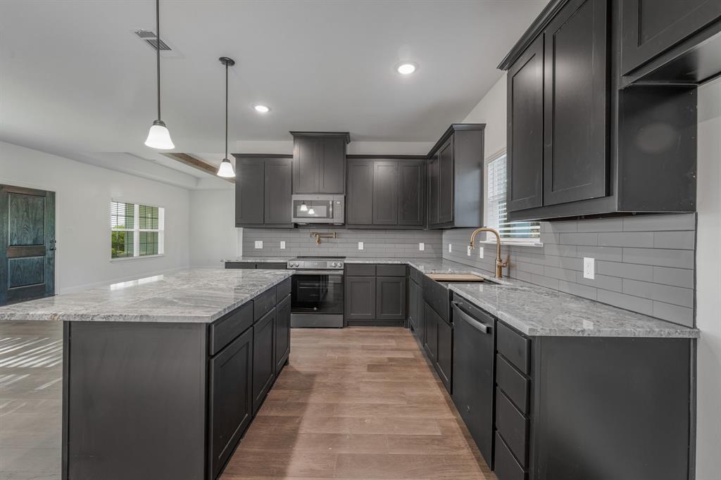 3821 Pine Road Poolville, TX 76487 - Photo 15 of 33