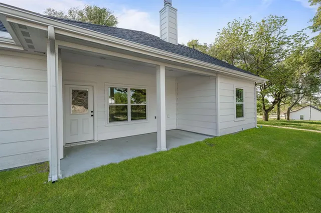 $464,000 | 3821 Pine Road, Poolville, TX 76487