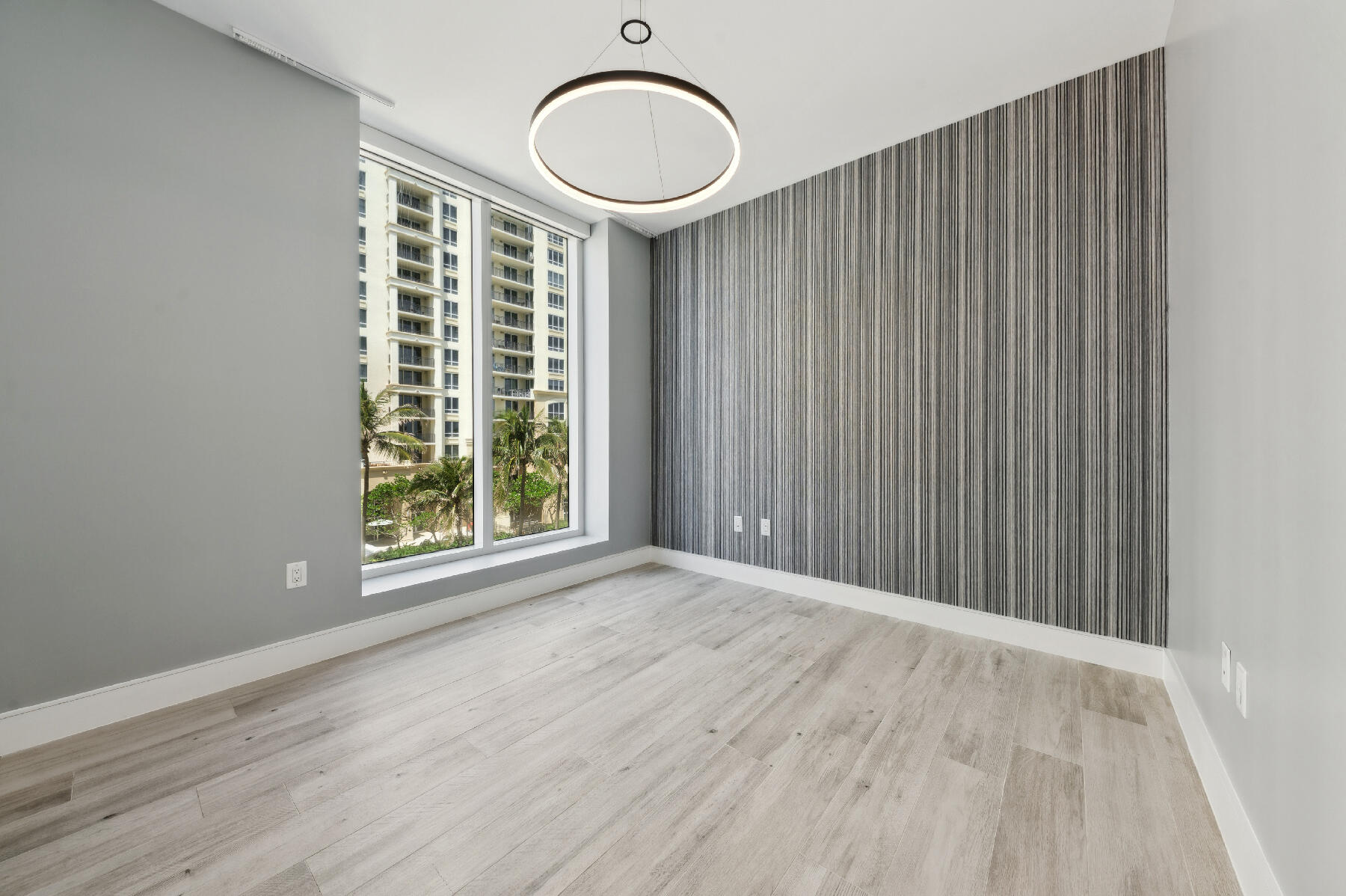 3730 North Ocean Drive, Unit 5C Singer Island, FL 33404 - Photo 14 of 40 Den/Office