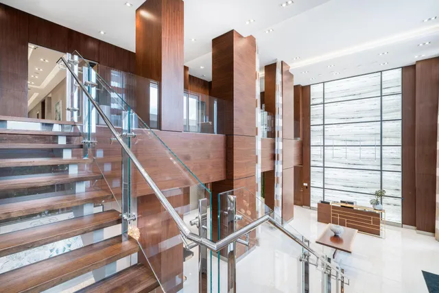 $2,450,000 | 3730 North Ocean Drive, Unit 5C, Singer Island, FL 33404