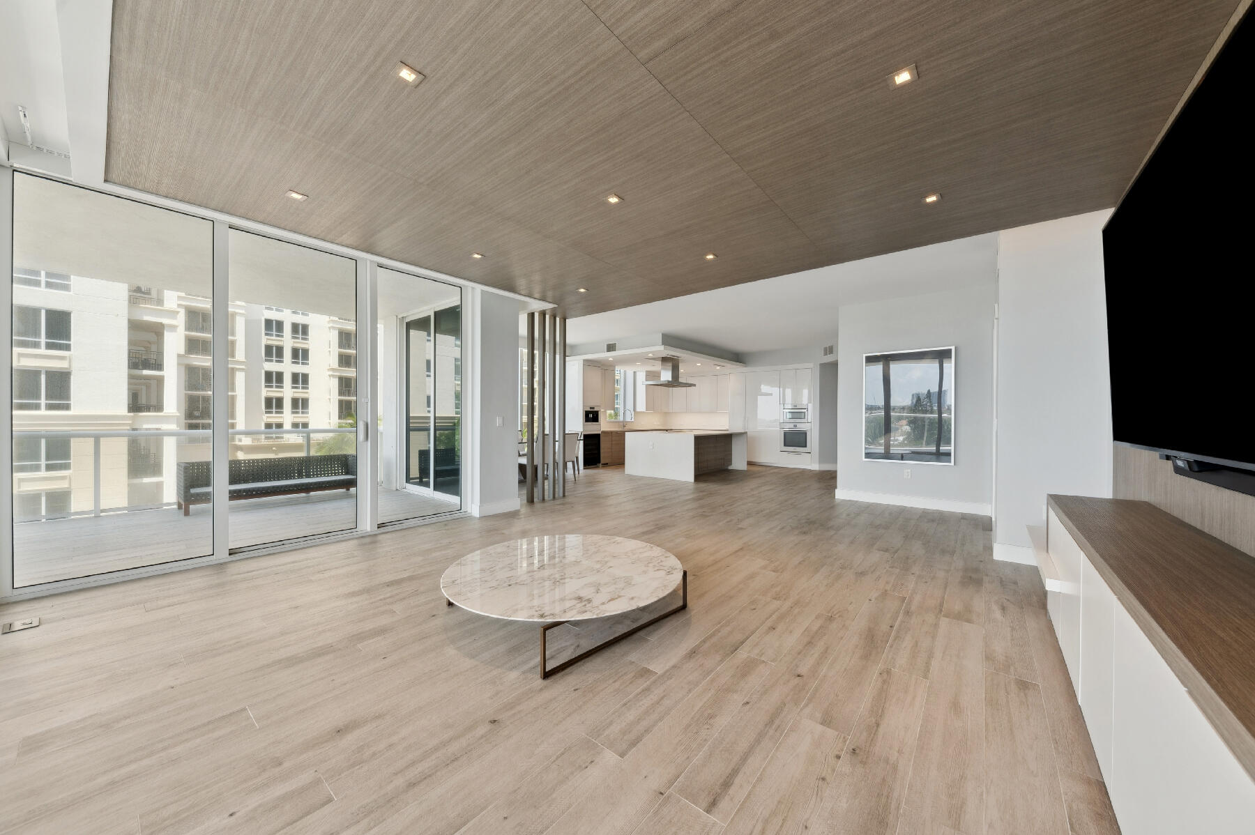 3730 North Ocean Drive, Unit 5C Singer Island, FL 33404 - Photo 8 of 40 Living room