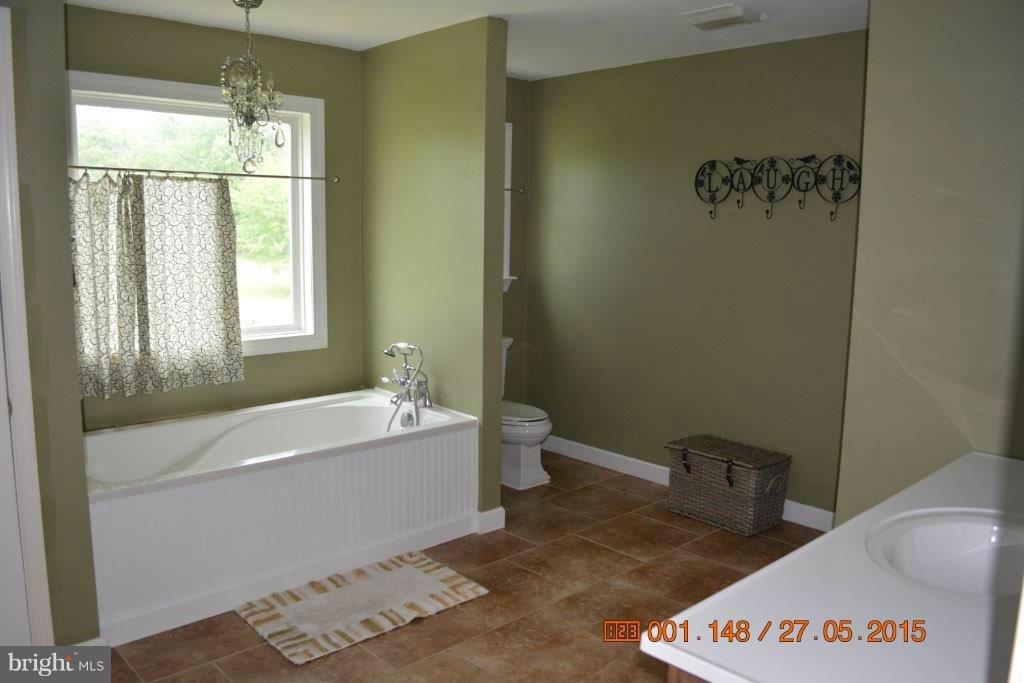 12236 Big Pool Road Clear Spring, MD 21722 - Photo 15 of 25 Bath (Master)