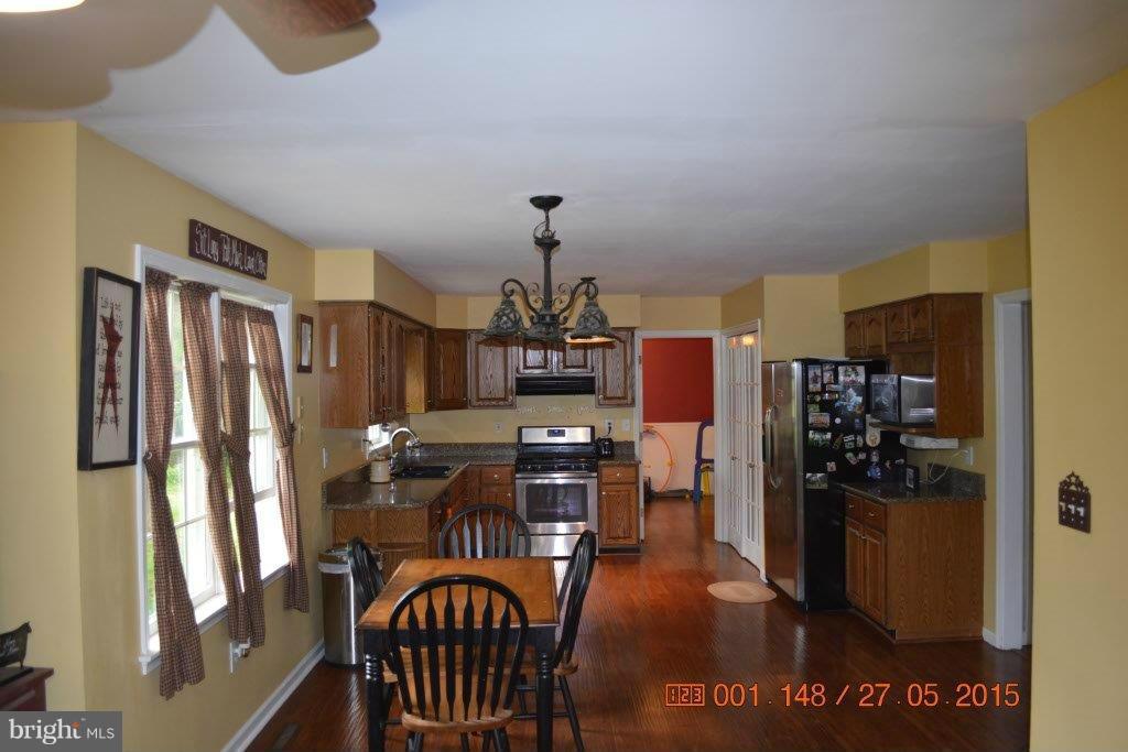 12236 Big Pool Road Clear Spring, MD 21722 - Photo 7 of 25 Interior (General)