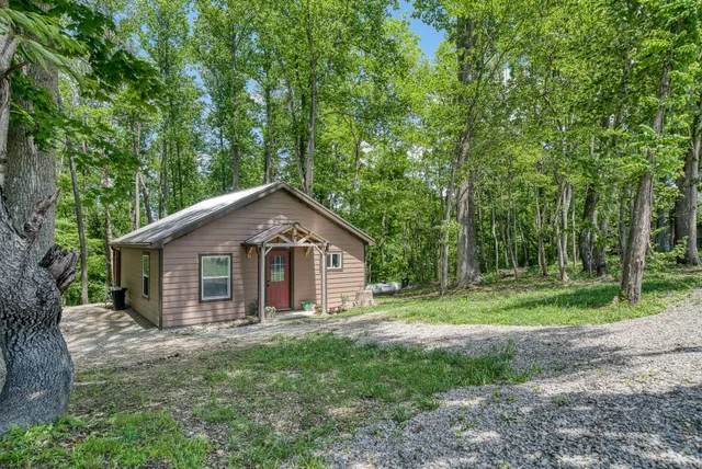 $198,000 | 3269 Moodyville Road, Byrdstown, TN 38549