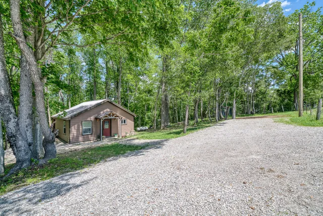 $198,000 | 3269 Moodyville Road, Byrdstown, TN 38549